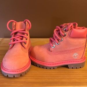 🍄NWOT Timberland pink kids boots size 5